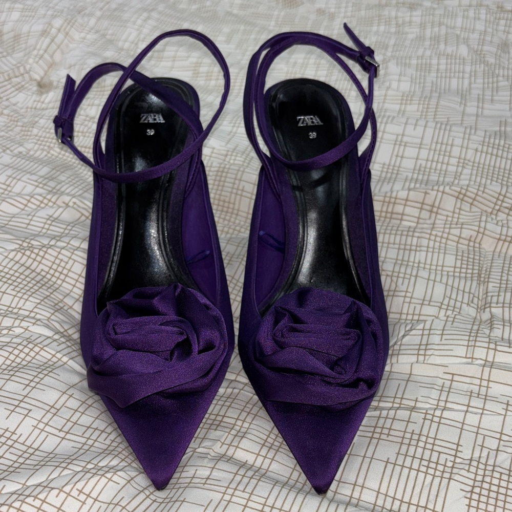 Zara Women's Elegant Purple Heels with Rosette Accent